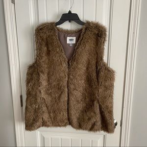 Plus Size Fur Vest